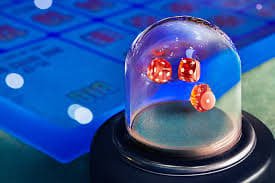 Dashboard tingkatan keanggotaan interslot menampilkan kemajuan dan hadiah eksklusif